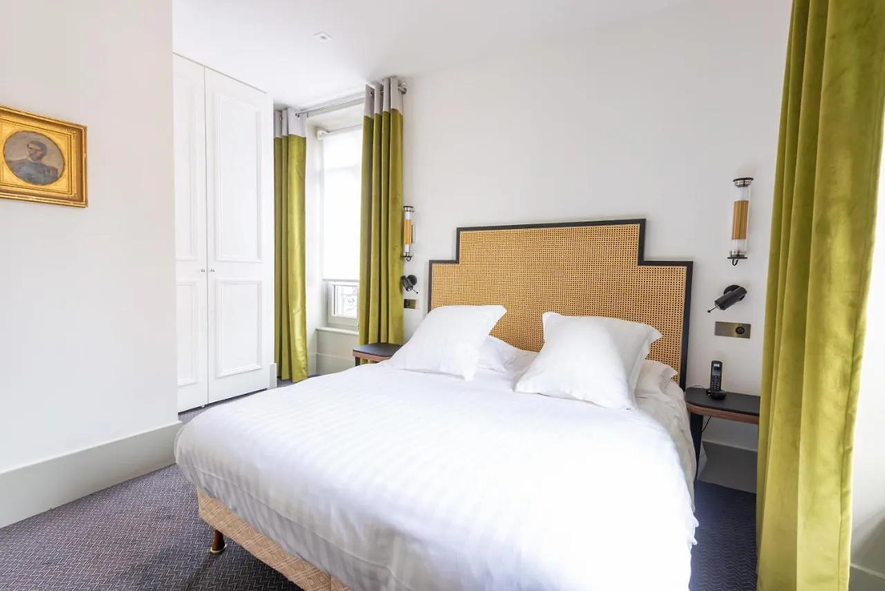 Hotel Mille Pas 瓦龙 4*,  法国