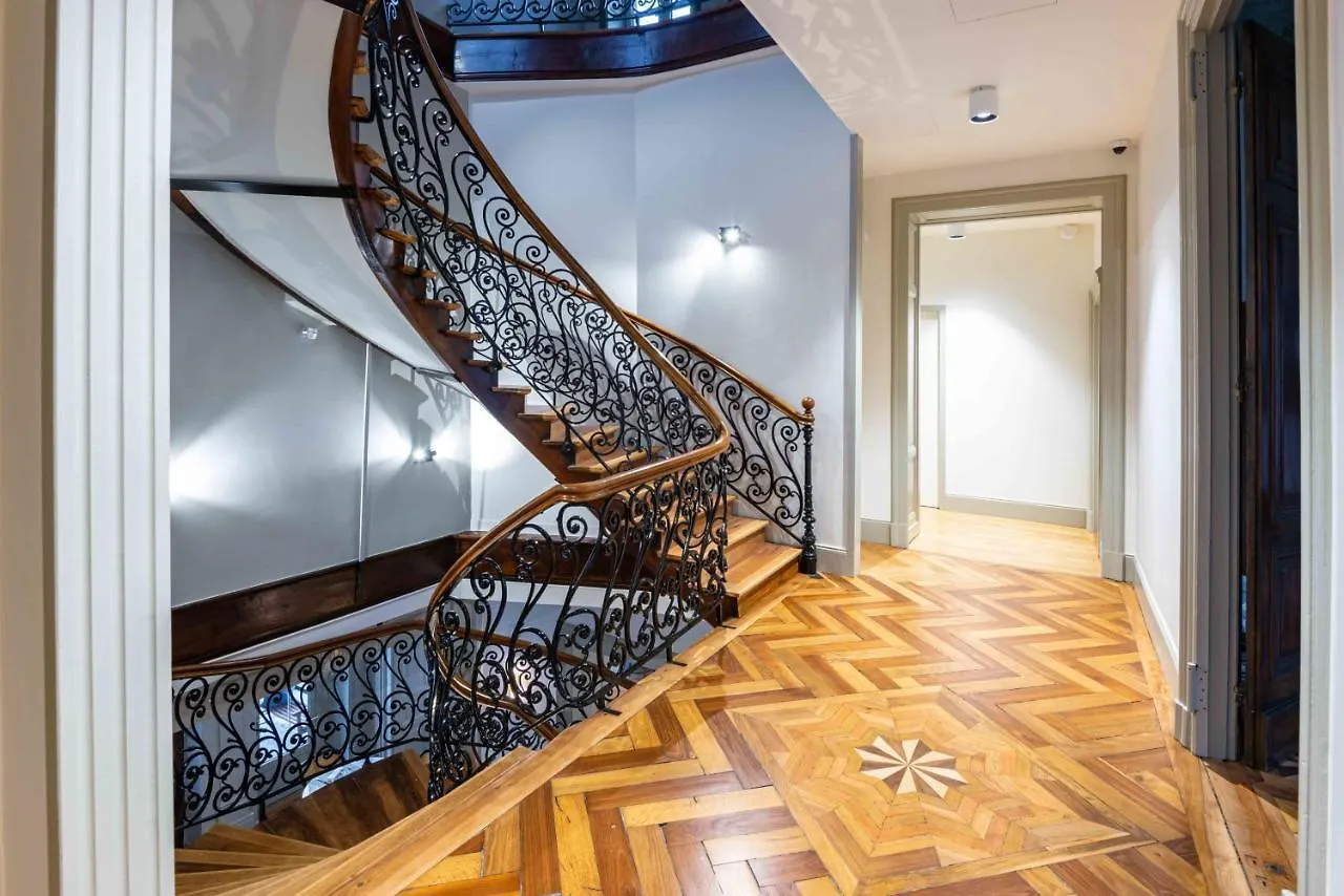 Hôtel Mille Pas Voiron 4*,